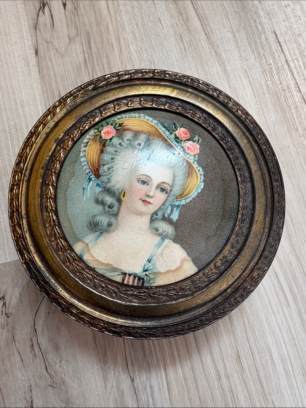 Antique Brass powder box